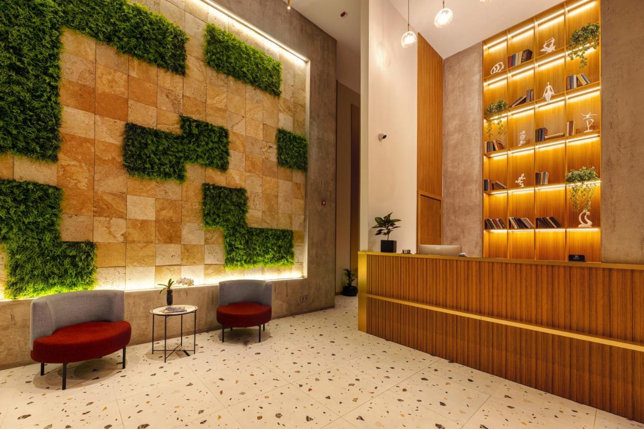 Next Green Hotel Official Batoemi Buitenkant foto